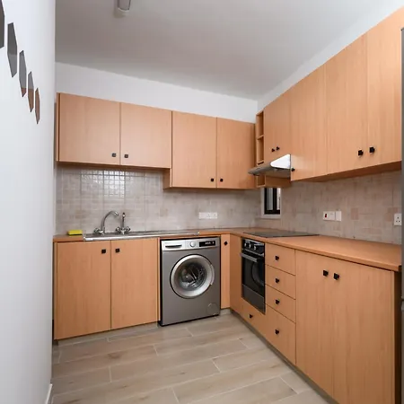 Апартаменты Ollies 3 Bedroom *