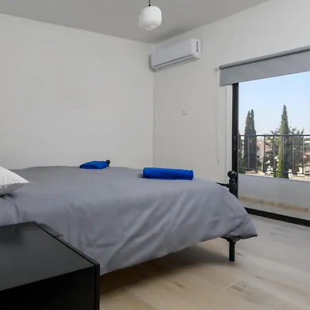 Апартаменты Ollies 3 Bedroom Ларнака