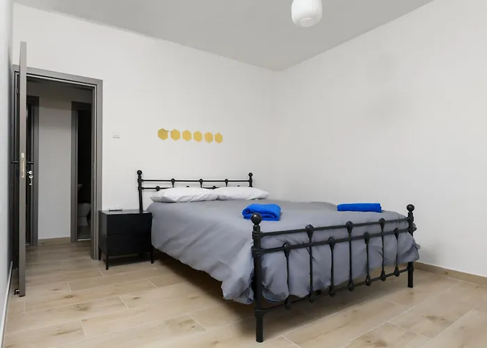 Ollies 3 Bedroom Lägenhet