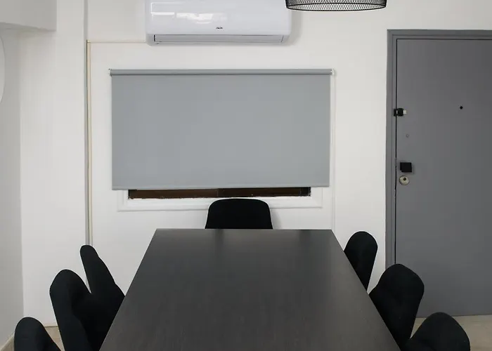 Ollies 3 Bedroom Lägenhet Larnaca